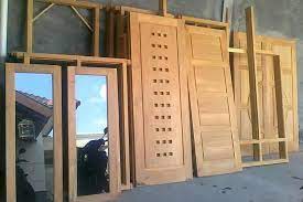 Pintu sebagai komponen penting dalam sebuah desain tempat tinggal atau bangunan. Harga Kusen Kayu Pintu Dan Jendela Juni 2021 Murah Terbaik