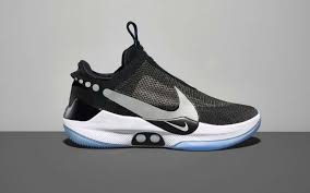 Les fans de retour vers le futur les attendaient. Nalyagane Neopredelen Yasno Chaussure Nike Retour Vers Le Futur Blanche Prix Lagourmandine Org