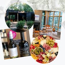 Holiday Gift Guide: Laura DeVore with Idyll Reserve