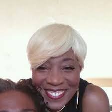 Dayna Nash's Instagram, Twitter & Facebook