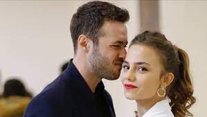 Are bahar şahin and ozan dolunay dating? Bahar Sahin Ve Ozan Dolunay Kimdir Bahar Sahin Ile Ozan Dolunay Ask Mi Yasiyor