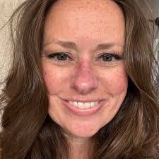 Lynn Repko's Instagram, Twitter & Facebook