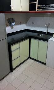 Ubahsuai dapur anda dengan gaya terkini dari tukang kabinet dapur berpengalaman 10 tahun. Kabinet Dapur Murah Home Furniture Furniture On Carousell
