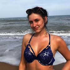 The part will be played by a new actress — milly zero, known for playing hannah in cbbc's all at sea — after molly conlin stepped down. Eastenders Milly Zero Wows In Tiny Bikini As She Ditches Dotty Cotton Alter Ego Daily Star