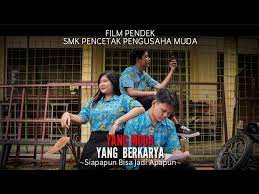Kelima siswa tersebut antara lain fadhila aulia pratiwi (smkn 11 bandung) dengan total omzet rp 39 juta per semester bidang kuliner online, dina fitriana (smk al hadi) bandung total omzet rp 23 juta per semester bidang fashion, ahmad mirzul maulana (smkn 8 malang) dengan total omzet rp 22 juta per semester bidang pembuatan website. Film Pendek Yang Muda Yang Berkarya Smk Pencetak Pengusaha Muda Youtube