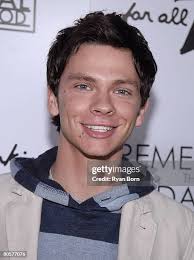 218 foto e immagini ad alta risoluzione di Devon Graye