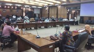 Hanya perlu disesuaikan saja jenis. 8h6wuftydgc9mm