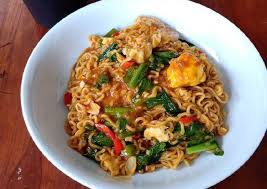 Halo, kali ini saya ingin membagikan resep masak indomie goreng nyemek pakai daging sapi pedas, selamat menonton. Resep Mie Goreng Nyemek Oleh Widha Nurul Annisa Cookpad