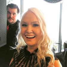 Rachael Mellor (@rachaelmellormusic) • Instagram photos and videos