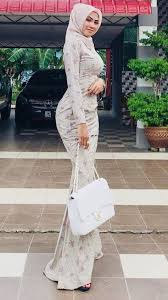 The basic item for enjoying hari raya is. 35 Best Baju Kurung Ketat Ideas In 2021 Fesyen Wanita Fesyen Hijab Pelakon Wanita