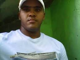 'la voz de fantino 910' que a la vez conduce 'animales sueltos' está seguro que argentina le ganará a perú. Fantino87 Joven De Fantino Reportado Desaparecido Facebook