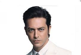 Alex Pacifico's Instagram, Twitter & Facebook