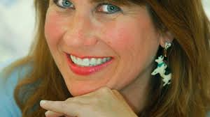 MIA braclet-wearing woman meets family; fellow soldiers, of missing in  Vietnam