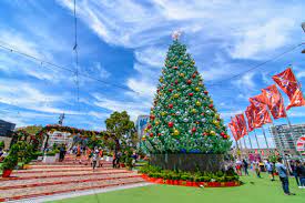 This month, we're going slow (just like everyone else) so i integrated his 25 months activities with christmas. Christmas Lights Displays In Melbourne Christmas Lights 2020