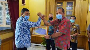 Burung dara murah boyolali / 13 tempat kuliner boyolali yang enak lengkap dengan lokasinya wisata indonesia / rekomendasi burung murah suara mantap. Raih Opini Wtp 9 Dan 2 Kali Boyolali Dan Klaten Terima Plakat Dan Piagam Menkeu