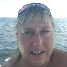 What Bible study groups are available in Lakeland, Florida?