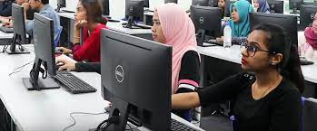 The programme helped me to develop good interpersonal and. Bachelor Of Business Administration Honours In E Commerce Infrastructure University Kuala Lumpur