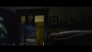 Sie beschließt, sich mit ihren freunden ryan, nikki und kenny auf den weg nach texas zu machen und ihre erbschaft genauer zu begutachten. Alexandra Daddario Texas Chainsaw 2013 Sexy Tribute Youtube