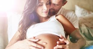 Faire l'amour est une expérience parmi les plus intenses et des plus agréables qu'une personne peut vivre, mais puisque vos émotions seront différentes à chaque fois, il se peut certaines personnes ont des rapports sexuels une fois ou deux fois par jour alors que d'autres, une fois ou deux par mois. 7 Raisons D Avoir Des Rapports Sexuels Pendant La Grossesse Magicmaman Com