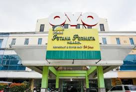 No telp hotel sheraton surabaya. Oyo 252 Istana Permata Ngagel Surabaya