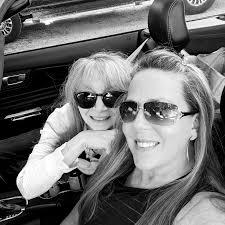 Molly Schmid (@mollyschmidartist) • Instagram photos and videos