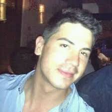 Daniel Robles (@_DanRobles)