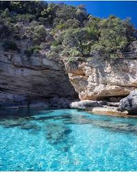Roteiro completo de 7 dias com dicas das praias mais lindas da sardenha no blog www.mirelletome.com Pin Em Lugares Que Visitar