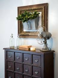 Fill Your Walls With Fixer Upper Inspired Artwork 11 Easy To Copy Looks Decor Unique Wall Art Fixer Upper Inspired