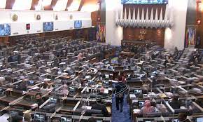 Cara pemerintah mempergunakan uang belanja yang sudah disetujui oleh dewan perwakilan rakyat harus sepadan dengan keputusan tersebut. Malaysiakini Sidang Dewan Rakyat Tangguh 10 Ruu Lulus