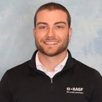 Robert Ringe's Instagram, Twitter & Facebook