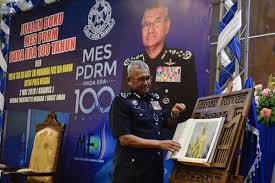 Www.cnnindonesia.com/tv pimpinan majelis permusyawaratan rakyat, mpr, bertemu presiden joko. Bernama Barisan Pucuk Pimpinan Pdrm Diharap Beri Sokongan Kepada Kpn Baharu
