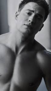 53 ideas de KIT CONNOR 😋🤤🤯 en 2025