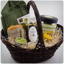 You could include inspirational films like intouchables, the pursuit of happyness, life of pi, amélie and shawshank redemption, but classics such as love actually or bridget jones's diary. 37 Caring And Thoughtful Gifts To Send For Get Well Soon Wishes Dodo Burd