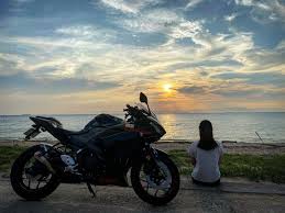 manami on instagram 控えめにゆって最高 r25 yzfr25 yamaha 250cc アクラポビッチ バイク バイク女子 初心者ライダー 女子ライダー バイク好きな人と繋がりたい バイクのあ アクラポビッチ バイク 女子 バイク