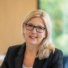 Isabella Sears's Instagram, Twitter & Facebook