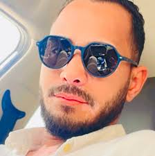 Hello, we are staying in a place 18km north of Marsa Alam. We are going to  Hurghada in a few days. How can we get public transport to Hurghada? Are  there vans/buses