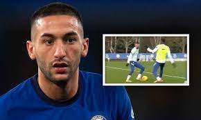 C'est ma faute en fait, pas la sienne, ce sont mes décisions difficiles en ce moment aussi. Video Ziyech Fires A Reminder To Tuchel In Training Talk Chelsea