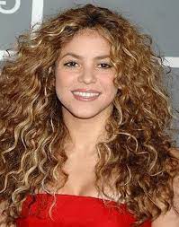 Frisuren Fur Lange Dicke Lockige Haare Dicke Frisuren Haare Lange Lockige Hair Hair Ideias De Penteado Cabelo