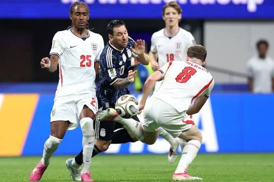 World Cup quick hits: England boss Thomas Tuchel's tactics allow Lionel Messi to orchestrate Argentina win - ABC News