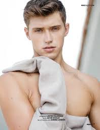 Jacob Dooley's Instagram, Twitter & Facebook