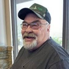 Ralph Earnest's Instagram, Twitter & Facebook