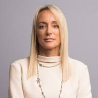 Dina Stern's Instagram, Twitter & Facebook