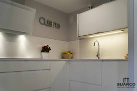 Anuncios cocina silestone de segunda mano, anuncios gratis cocina silestone, más de mil anuncios sobre cocina silestone gratis. Cocina Blanca Pequena Con Encimera De Silestone Blanco Zeus Cocinas Suarco Fabrica Y Diseno De Cocinas
