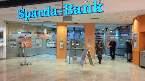 Zu Geringe Ertrage Mit Privatkunden Drohen Banken Hohe Verluste