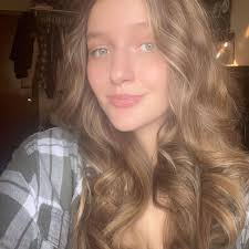 Where to get a gel x manicure in Prairie Village?