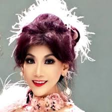 Judy Kee's Instagram, Twitter & Facebook