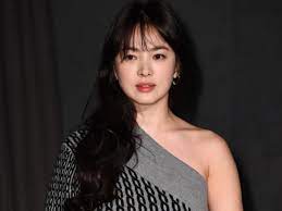 Maybe you would like to learn more about one of these? Song Hye Kyo Reveals Her Thoughts About Love And Friendship After Her Agency Debunked Hyun Bin Dating Rumours Pinkvilla