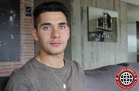 Franco-Escobar-1 • Planeta Newells