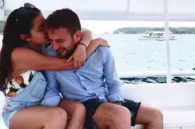 Greek husband confesses to murder of british wife caroline crouch in athens, say police. Arrest Warrant For Suspect In Caroline Crouch Murder In Athens