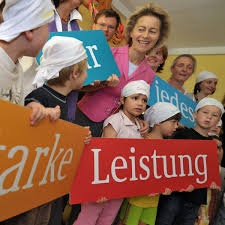 Ursula gertrud von der leyen (german: Ursula Von Der Leyen Super Mom Im Arbeitsministerium Der Spiegel